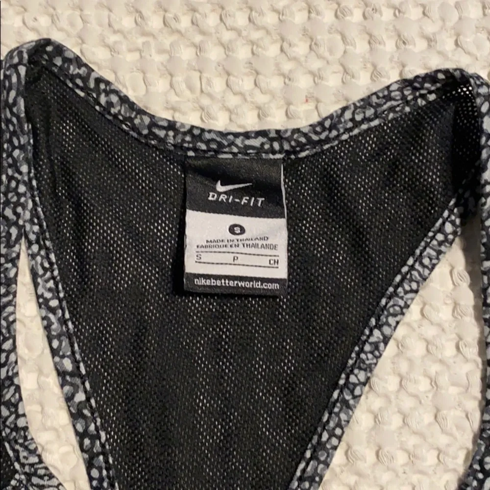 Nike Dri-fit top
